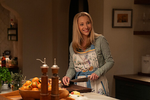 Lisa Kudrow as Lydia in Season 1 of 'No Good Deed'