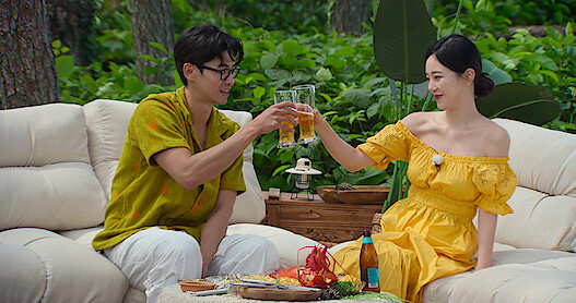 Isora from Single's Inferno 3 Shares Romantic Moments with Choi Dong-hwan
