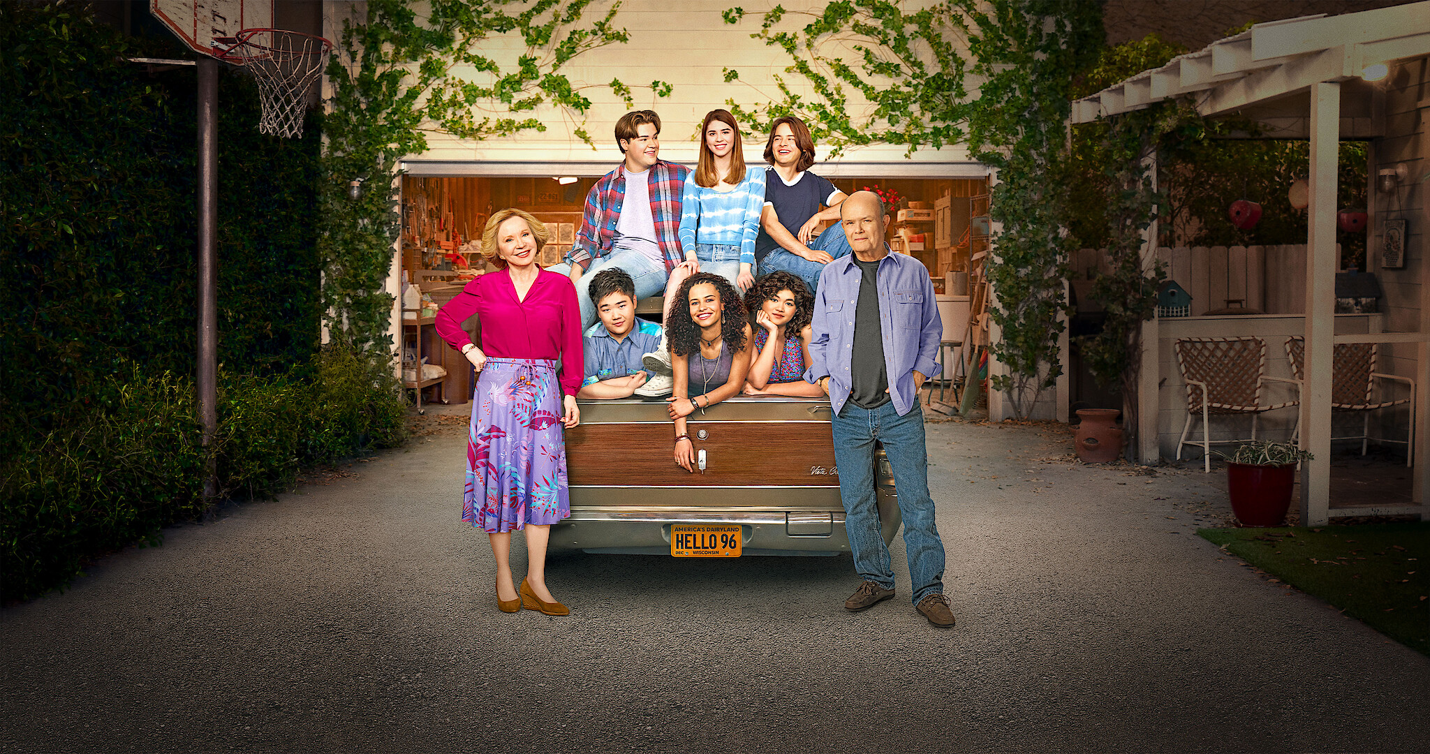 That 90's Show Season 2 Key art