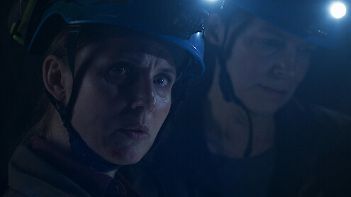 Tuva Novotny as Frigga and Angela Kovacs in ‘The Abyss’ 