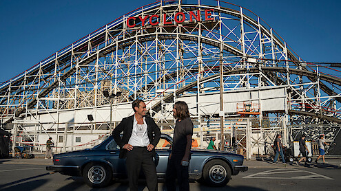 Jude Law as Jake, Jason Bateman as Vince in 'Black Rabbit.'
