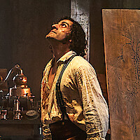 Oscar Isaac in 'Frankenstein'