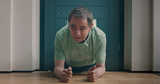 ‘Man vs. Bee’: Anatomy of a Poop Scene 