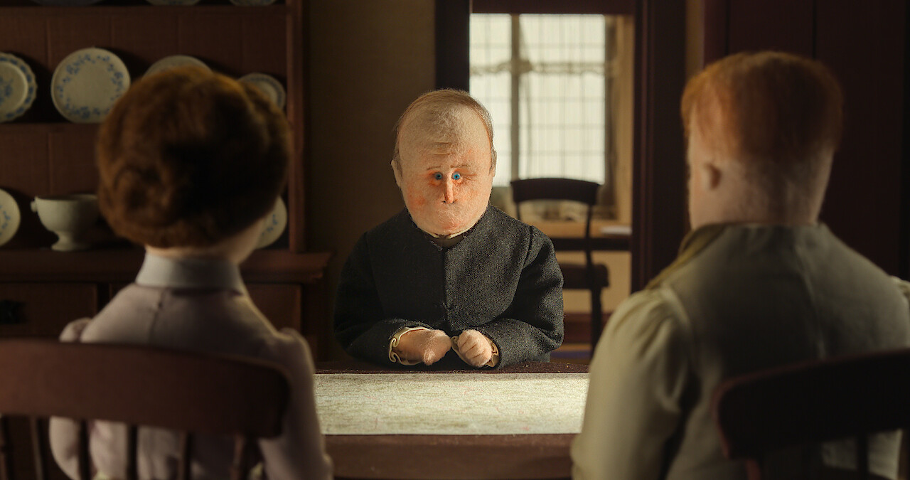 Raymond and Penny Receive An Offer | The House