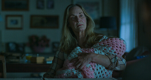 Ruth, Darlene, and Wyatt Talk Business l Ozark S4E1 Card Image