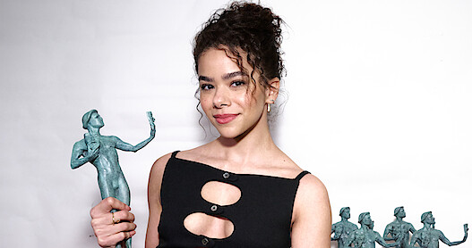 woman holding SAG statue