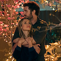 Kristen Bell as Joanne and Adam Brody as Noah in Season 1 of 'Nobody Wants This'