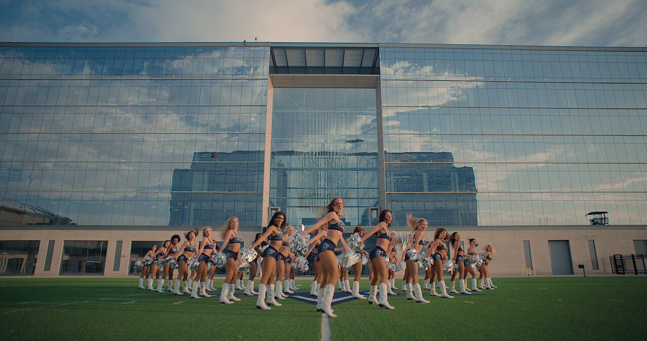 Meet the Cast of America's Sweethearts: Dallas Cowboys Cheerleaders  Documentary - Netflix Tudum