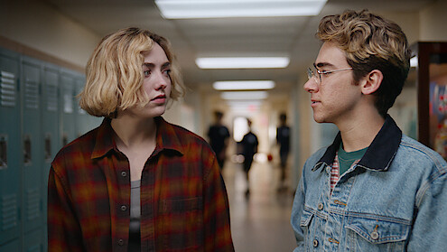 Peyton List as Maddie and Nick Pugliese as Charley in 'School Spirits'.