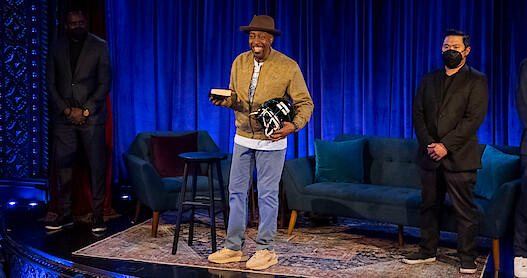 5 Things We Saw — and Smelled — at Arsenio Hall’s Live Talk Show