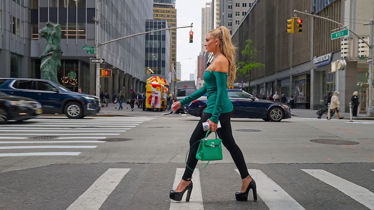 Eleonora Srugo crossing the street in New York.