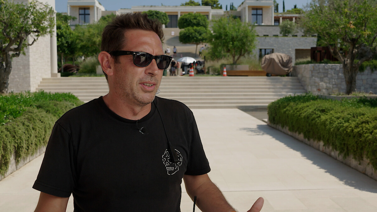 Building the Glass Onion