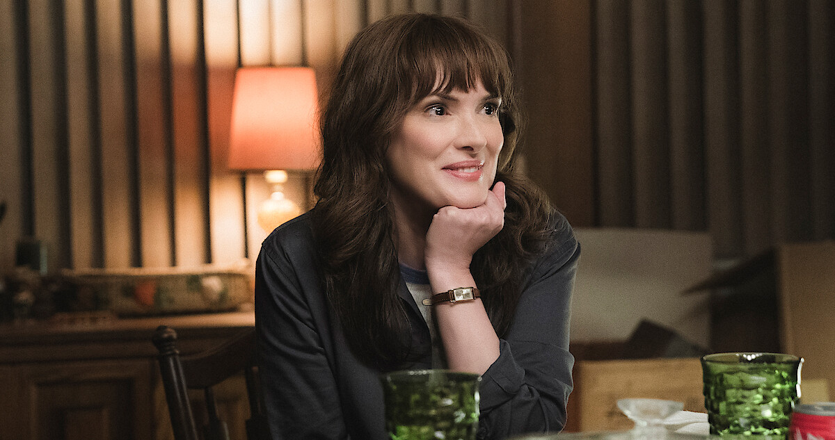 The Duffer Brothers On Casting Winona Ryder In Stranger Things The Duffer Brothers On Casting Winona Ryder In Stranger Things