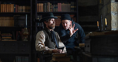 Christian Bale Thinks ‘The Pale Blue Eye’ Director Scott Cooper is a ‘Cheetah’