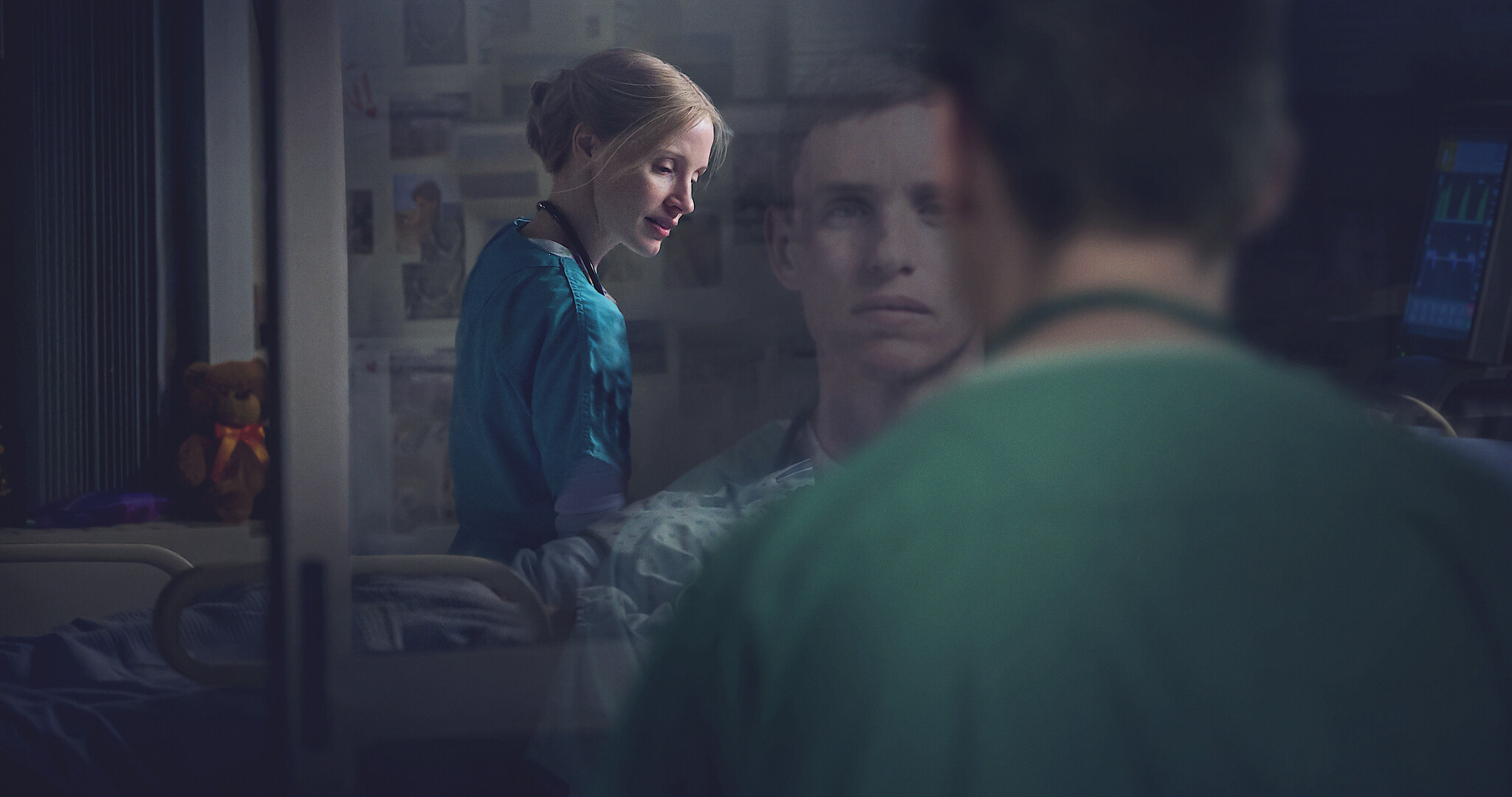 See Jessica Chastain & Eddie Redmayne in The Good Nurse Trailer: Watch -  Netflix Tudum