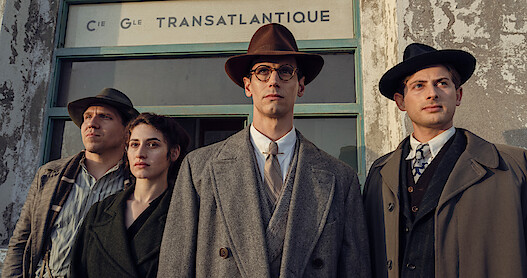 Hanno Koffler as Hans Fittko, Deleila Piasko as Lisa Fittko, Cory Michael Smith as Varian Fry and Amit Rahav as Thomas Lovegrove in Transatlantic.