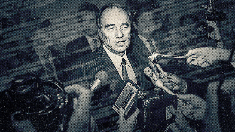 Rupert Murdoch answers reporters questions in 'Dynasty: The Murdochs.'