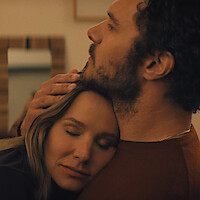 Kristen Bell as Joanne, Adam Brody as Noah in Season 2 of 'Nobody Wants This'