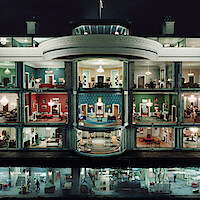 Inside The Residence: The Creator Explains the White House Set