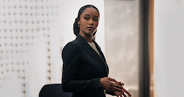 Yaya DaCosta as Andrea Freeman in The Lincoln Lawyer Season 2.