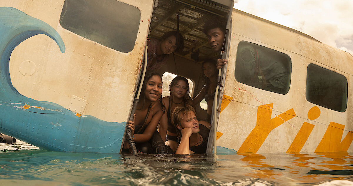 Go Behind the Scenes of ‘Outer Banks’ With These Photos - Netflix Tudum