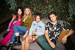 The cast of Ginny & Georgia Season 2