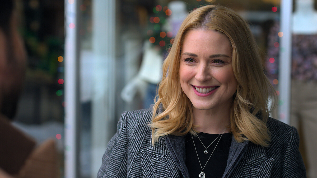 My Secret Santa Netflix Movie Trailer