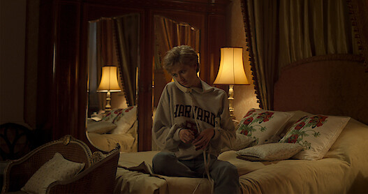 Where Did ‘The Crown’ Get Princess Diana’s Famous ’90s Harvard Sweatshirt?