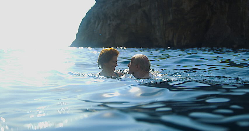 City of Naples Featurette | The Hand of God Card Image