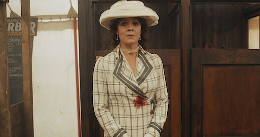 Aunt Polly is dressed up for the Epsom Derby in 'Peaky Blinders' Season 2