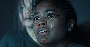 How That Terrifying ‘Resident Evil’ Zombie Dog Scene Came Together