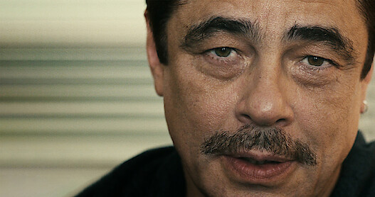 Benicio del Toro in a still from 'Reptile.'