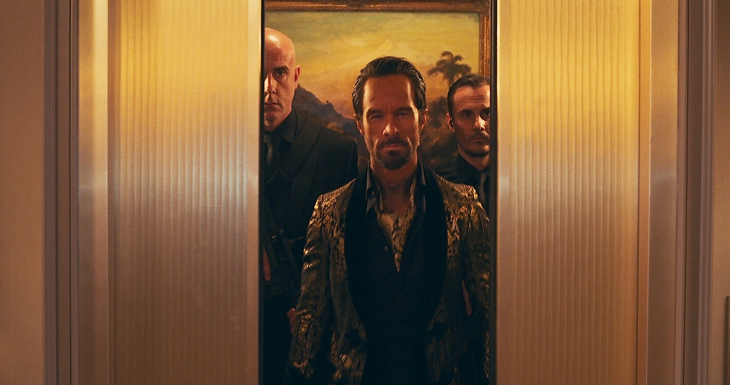 Interview with ‘Red Notice’ Villain Chris Diamantopoulos Netflix Tudum Interview with ‘Red Notice’ Villain Chris Diamantopoulos Netflix Tudum