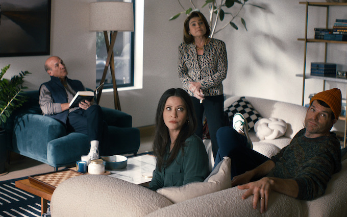 A Shiksa Walks Into a Temple