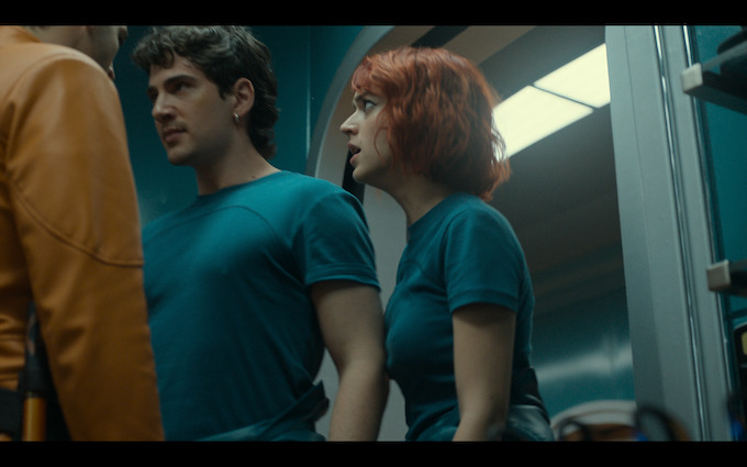 Two Minutes without Roxán