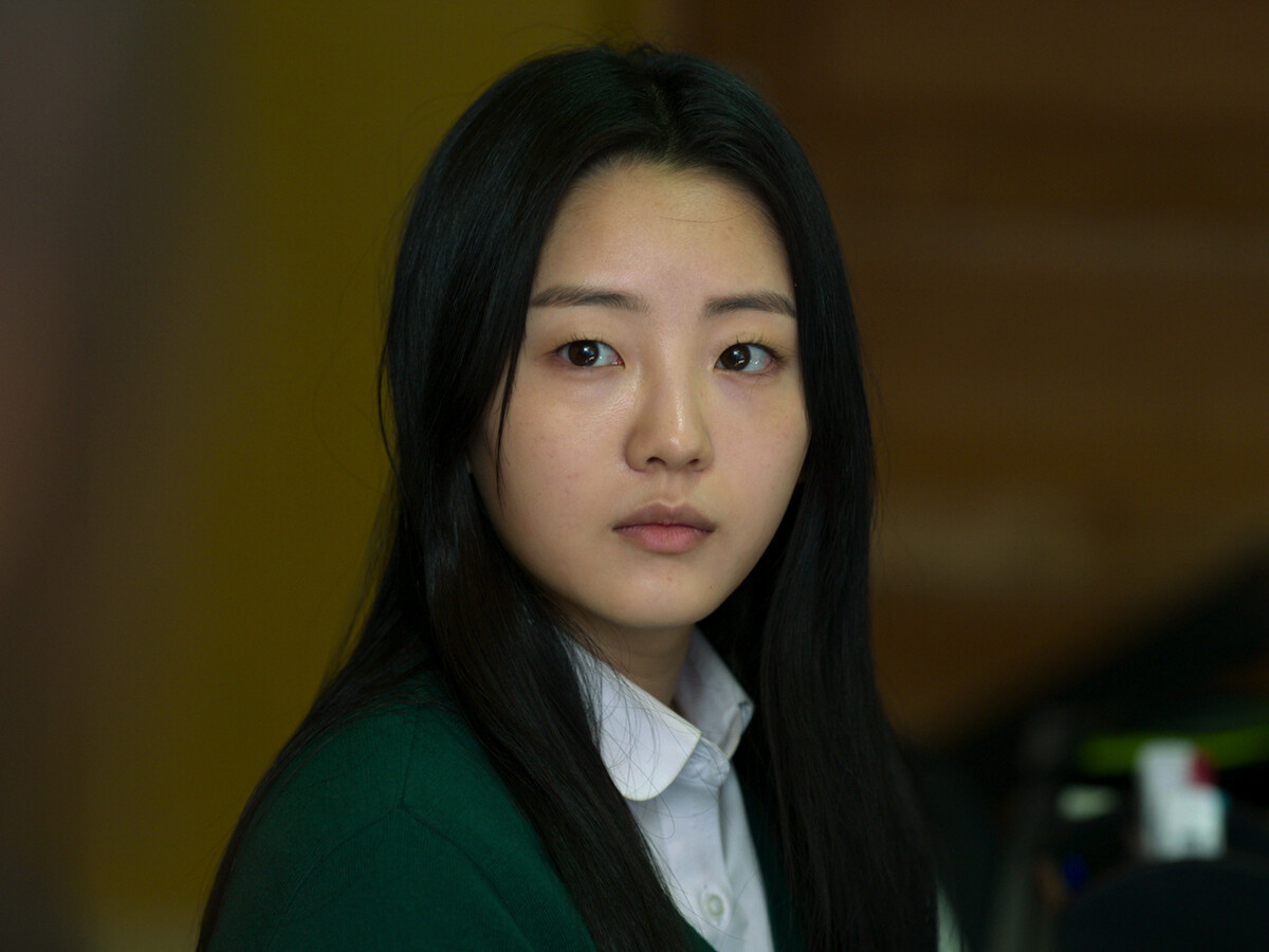 Choi Nam-ra (Cho Yi-hyun) - Meet the Zombie-Fighting Teens of ‘All of Us Are Dead’