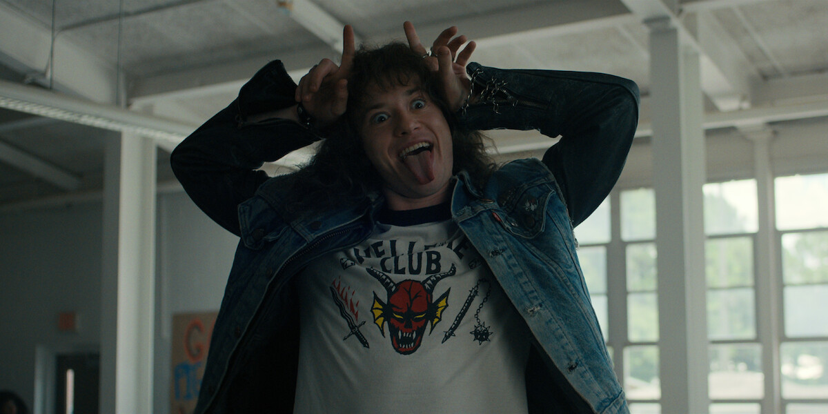 Eddie (Joseph Quinn) - Everything to Know about the ’80s Fashion of ‘Stranger Things’