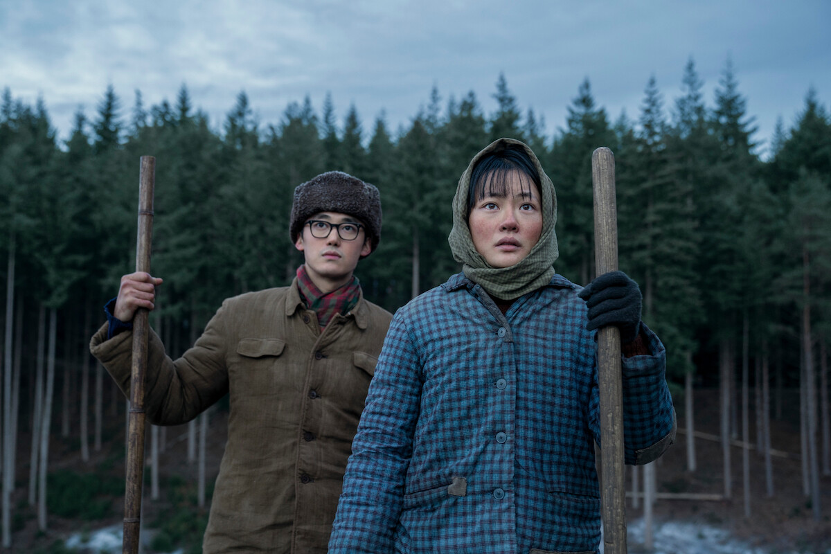 Yang Hewen as Bai Mulin, Zine Tseng as young Ye Wenjie at the labor camp in ‘3 Body Problem.’