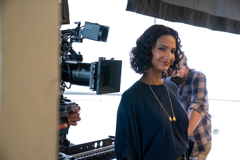 Poorna Jagannathan as Nalini Vishwakumar 