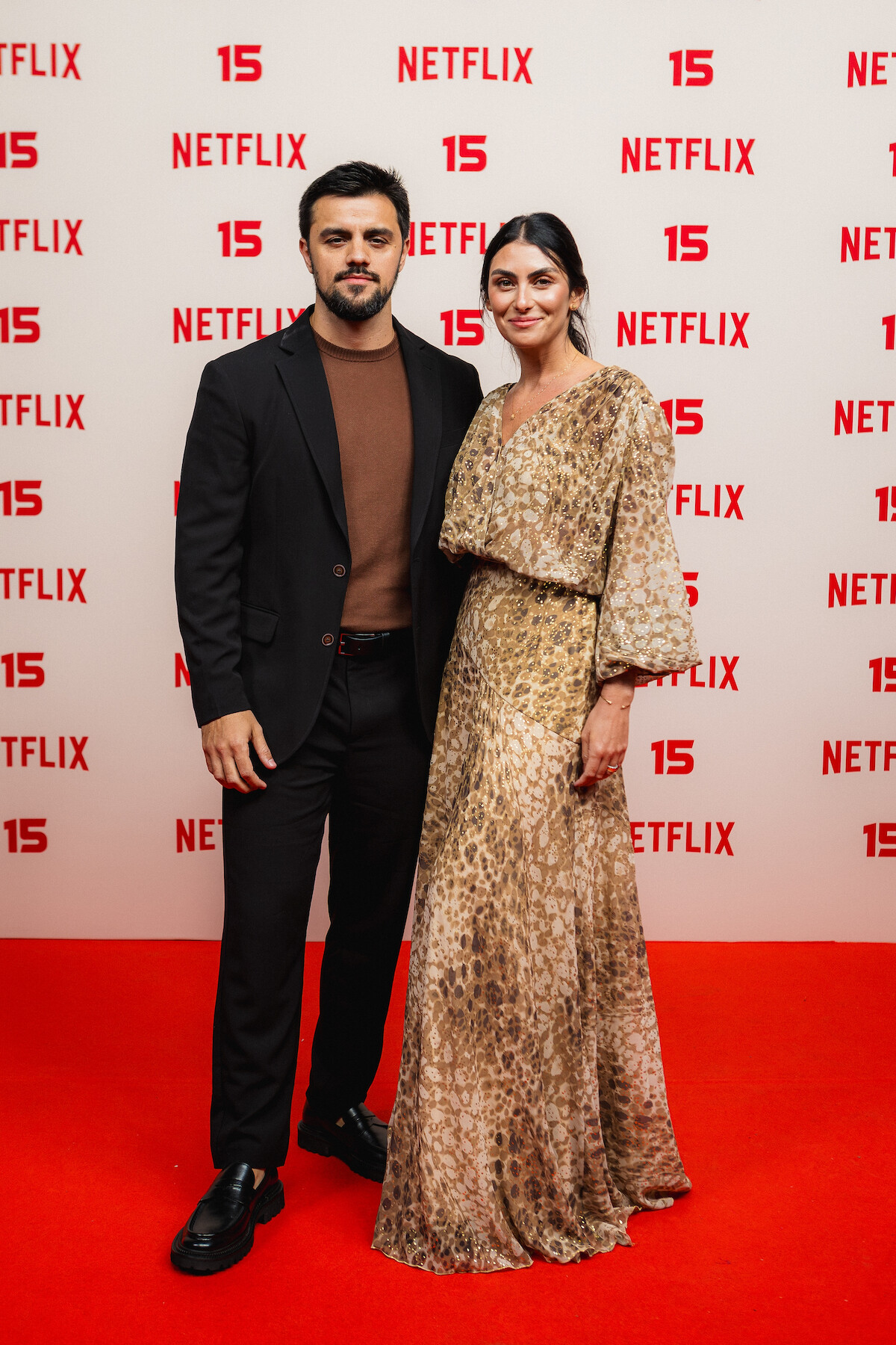 Felipe Simas e Mariana Uhlmann