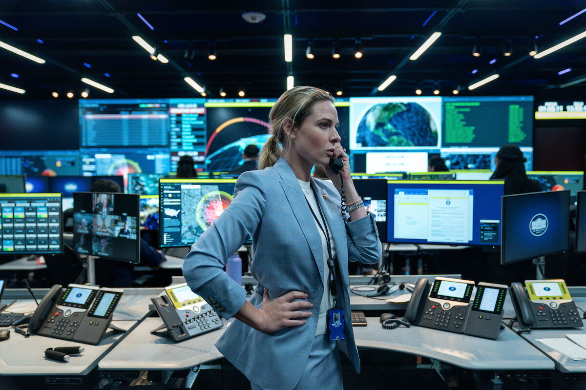 Rebecca Ferguson as Captain Walker