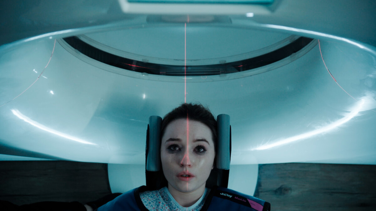 Kaitlyn Dever as Belle in ‘Apple Cider Vinegar.’