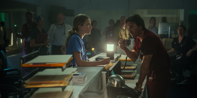 Willa Fitzgerald as Danny Simms and Arturo Del Puerto as Luis Dominguez in 'Pulse.'