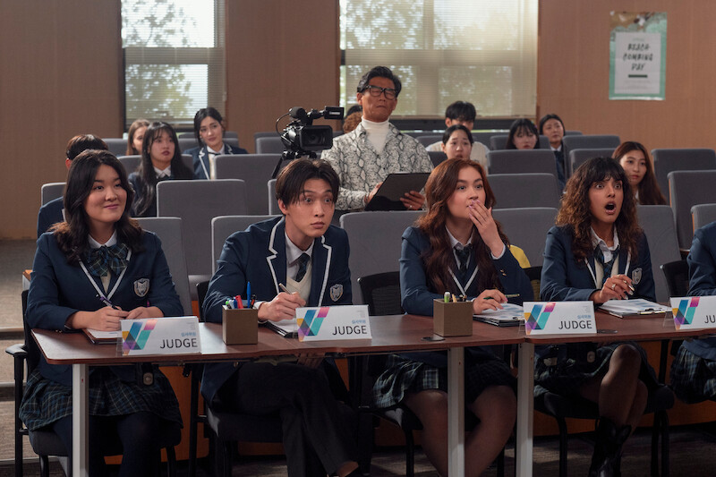 Audrey Huynh as Stella, Sang Heon Lee as Min Ho Moon, Philippe Lee as Young Moon, Anna Cathcart as Kitty Song Covey, and Sasha Bhasin as Pra Veena in Season 2 of 'XO, Kitty'