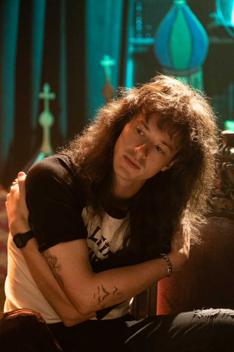 Joe Quinn as Eddie