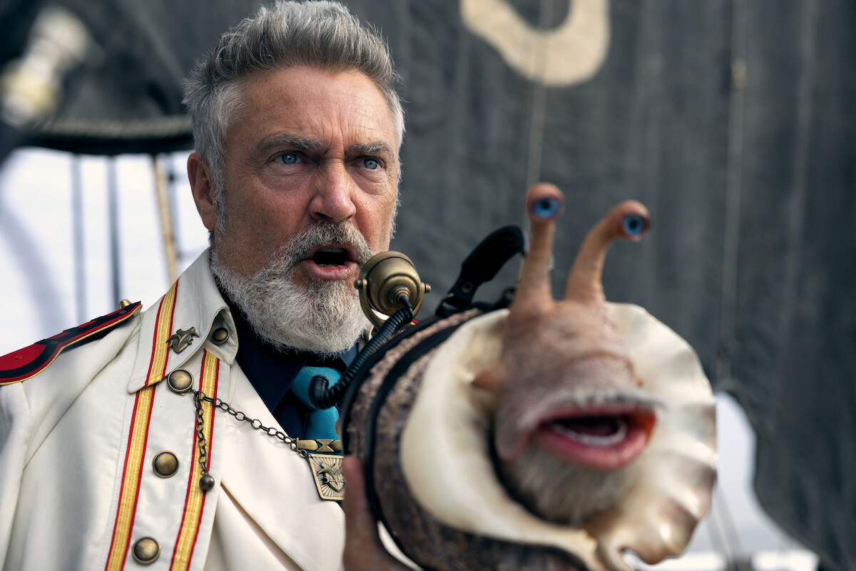 Vincent Regan as Vice Admiral Garp in Season 1 of ‘One Piece.’