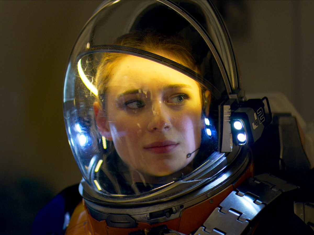 Lost in Space: Mina Sundwall