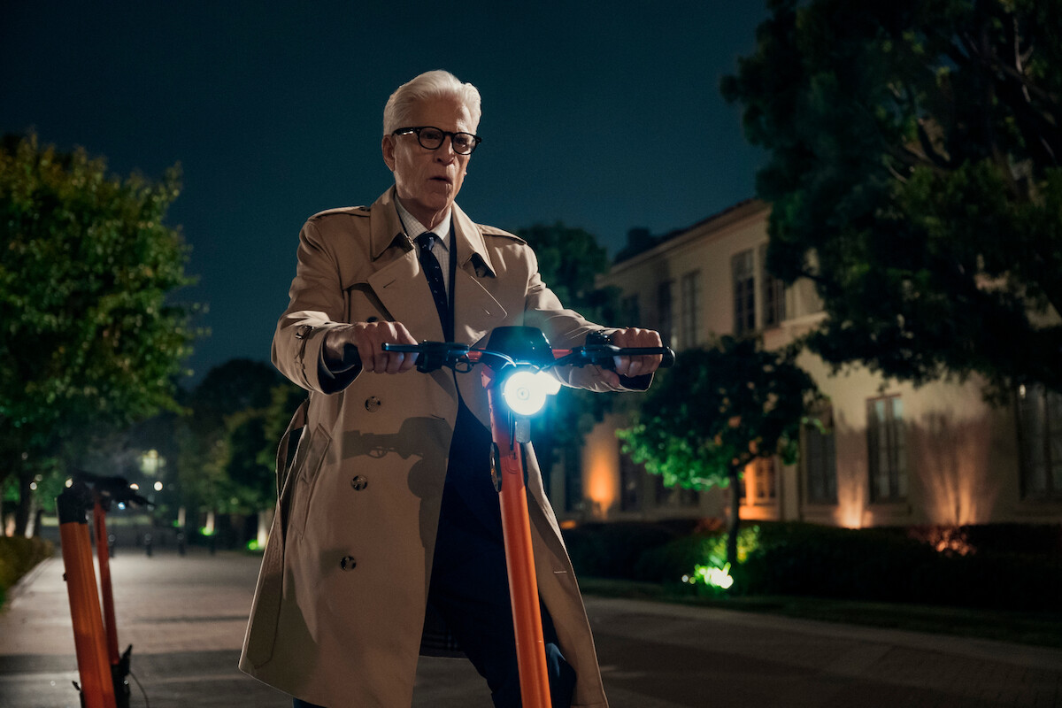 Ted Danson as Charles in ‘A Man on the Inside’ Season 2.