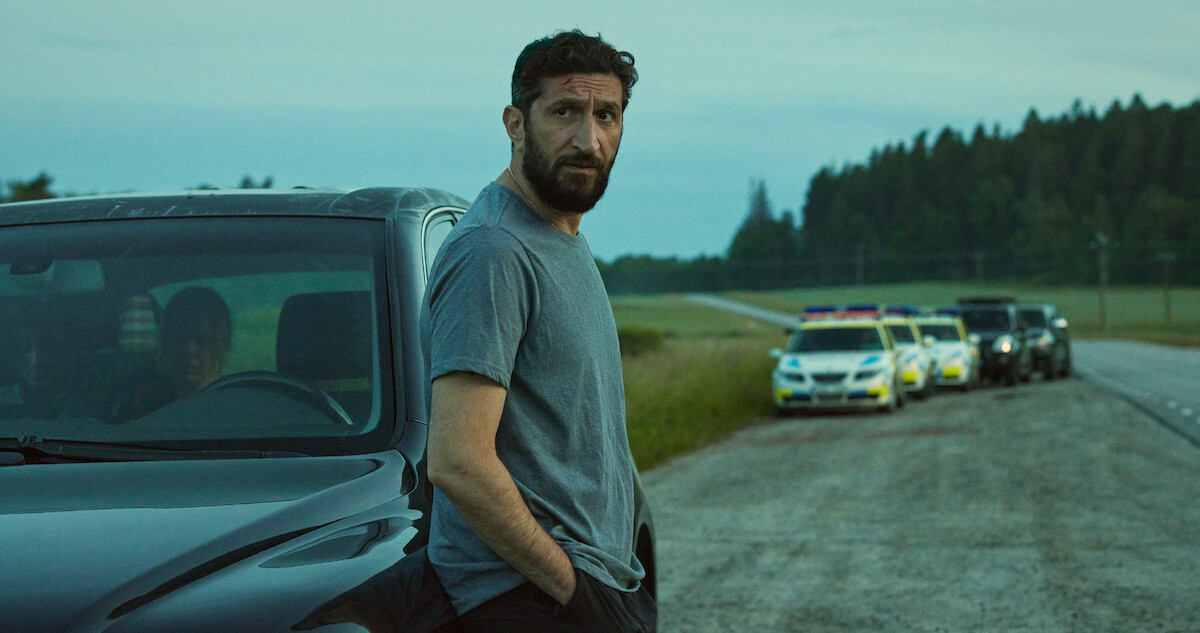 Alma Pöysti as Louise and Fares Fares as Artan.