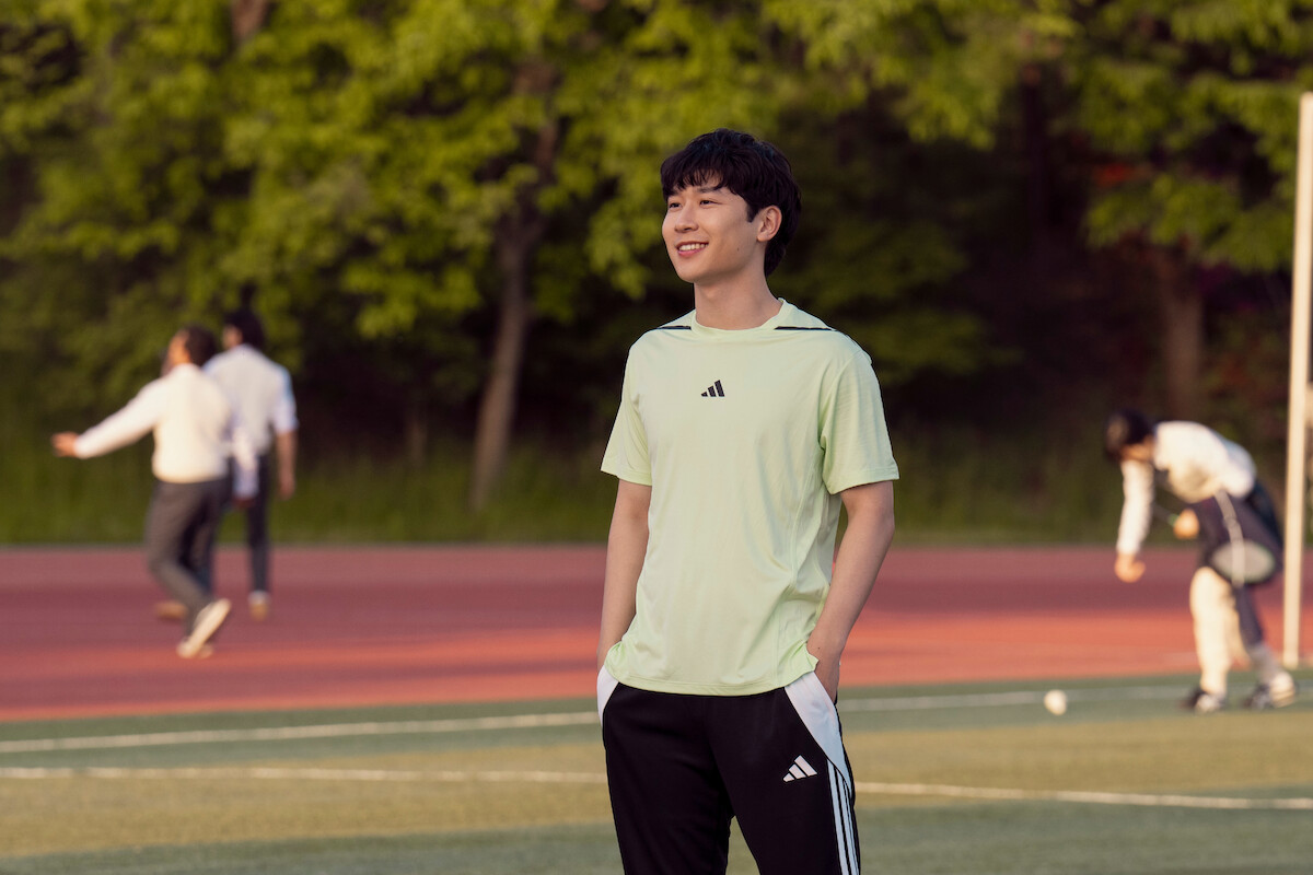 Joshua Hyunho Lee as Jin in ‘XO, Kitty’ Season 2.